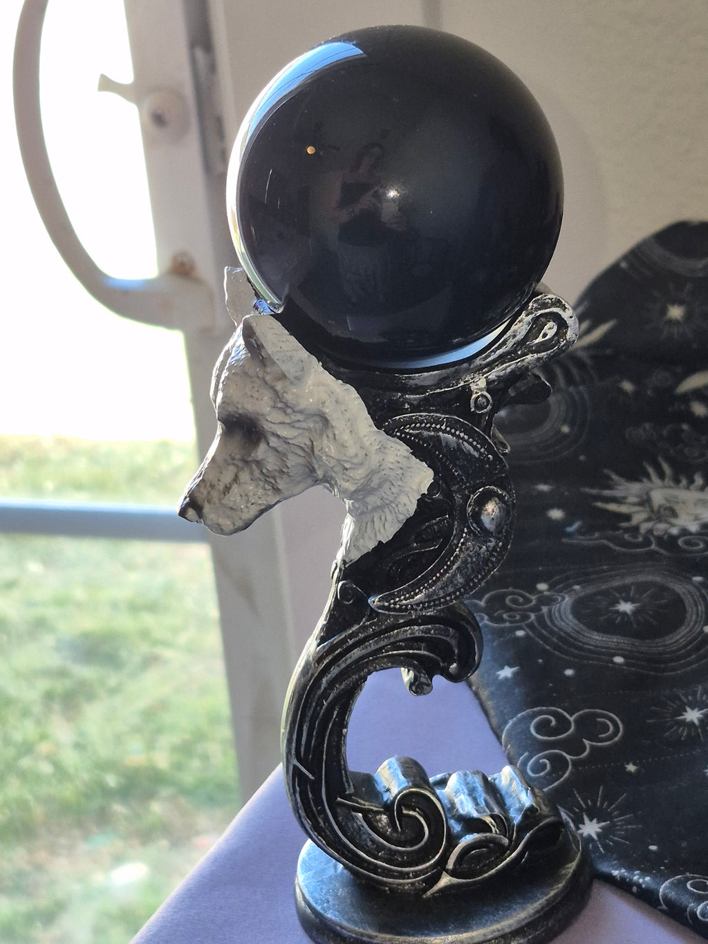 Wolf Sphere Holder with Black Obsidian Sphere